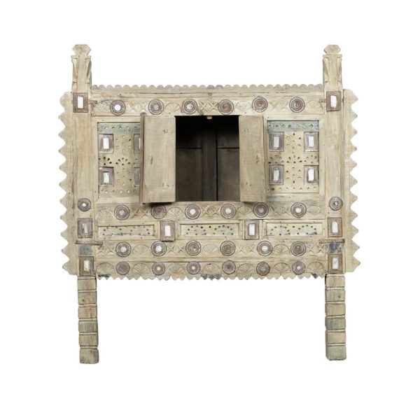Indian Vintage  Damchiya Sideboard - Image 2